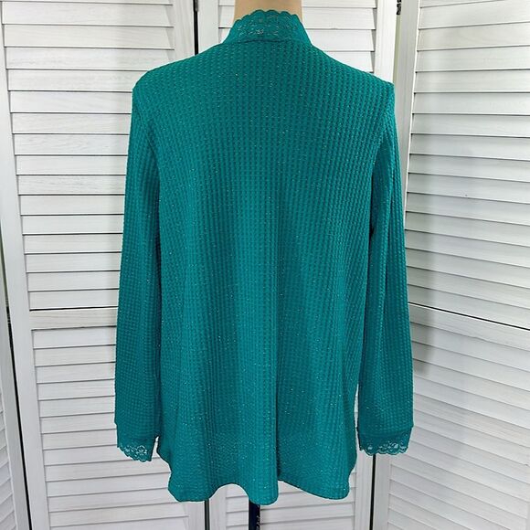 LOGO By Lori Goldstein Waffle Top Size Medium Pockets NWOT - Picture 10 of 12